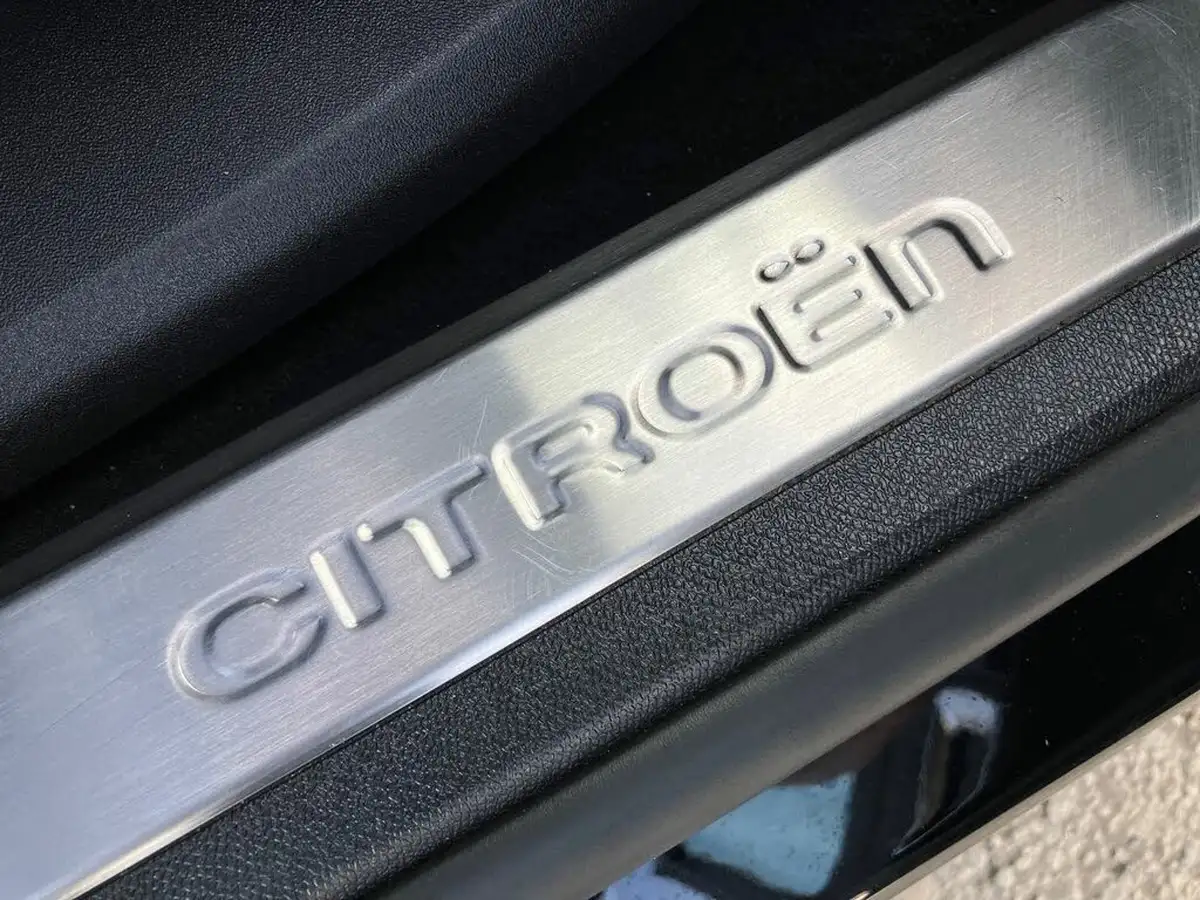 2022-citroen-c5-aircross-12-puretech-shine-ss-big-42
