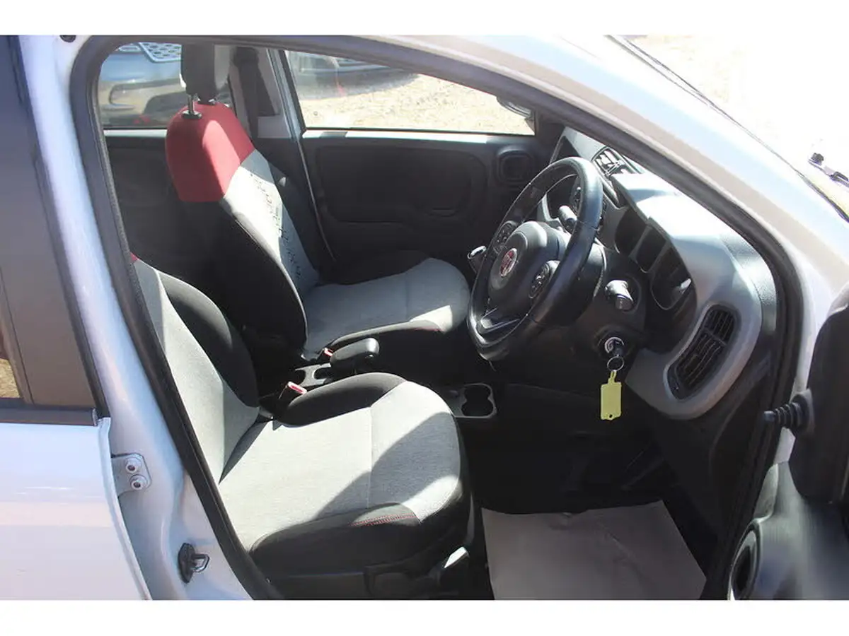 2017-fiat-panda-12-lounge-big-9