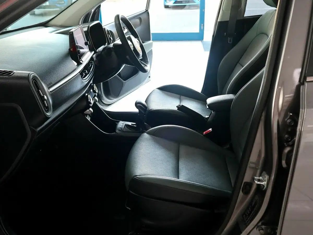 2024-kia-picanto-12-shadow-auto-seq-big-3
