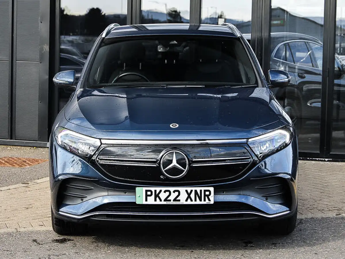 2022-mercedes-benz-eqa-e-eqa-250-amg-line-big-12
