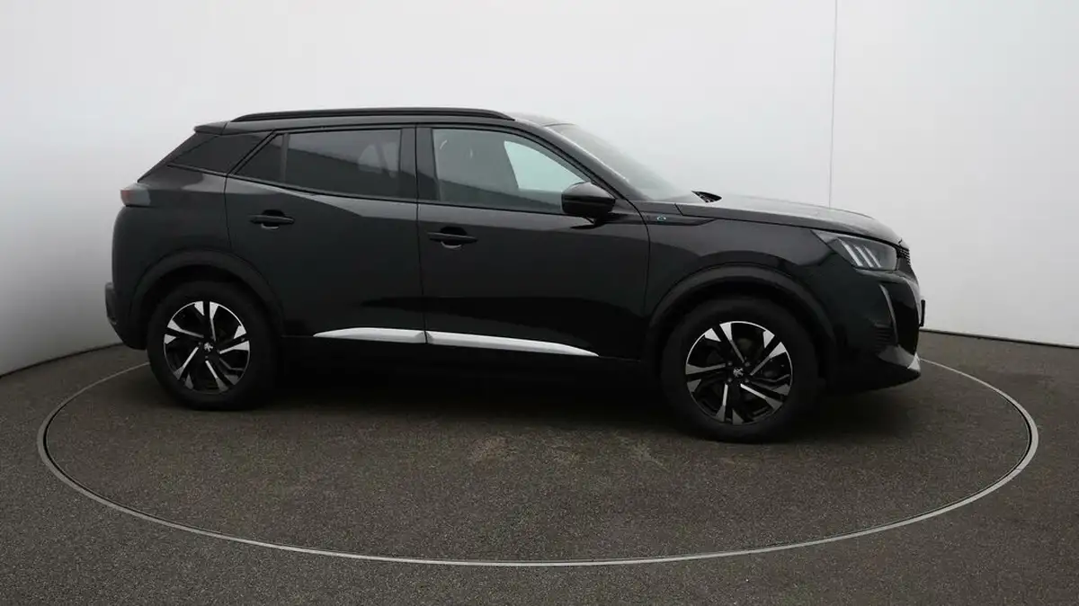 2023-peugeot-2008-suv-e-gt-136bhp-50kwh-station-wagon-big-22