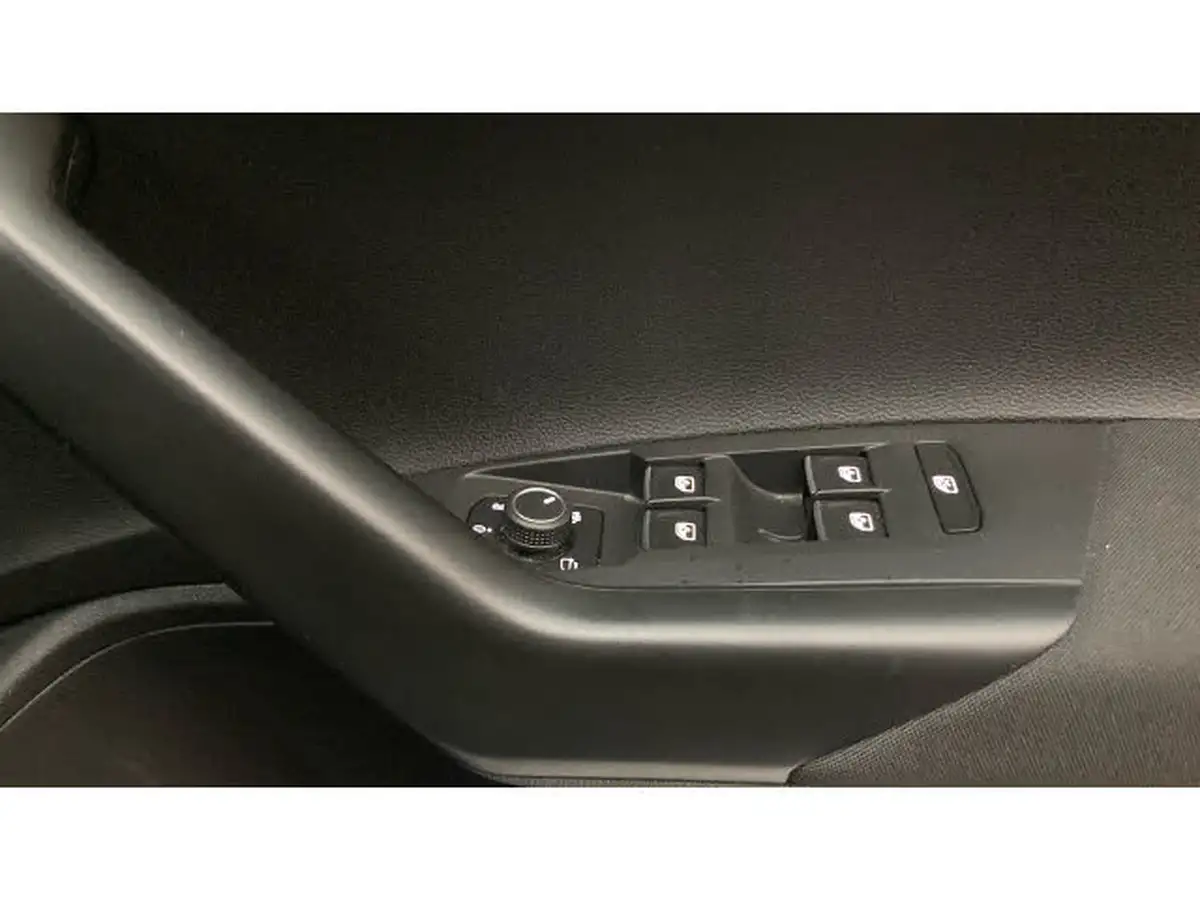 2022-volkswagen-taigo-10-tsi-style-big-30