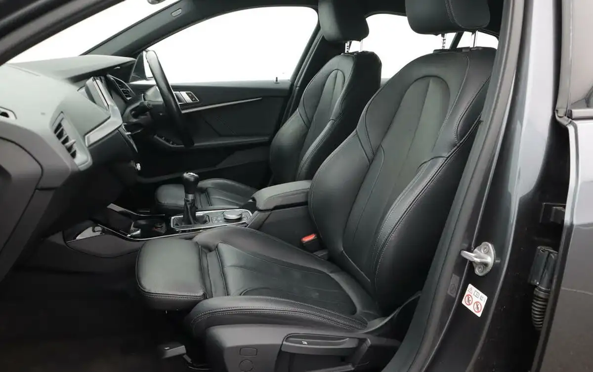 2020-bmw-1-series-20td-118d-m-sport-big-14