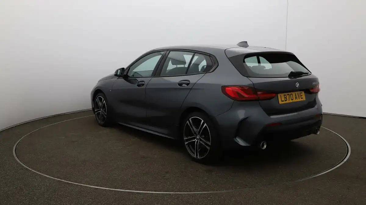 2020-bmw-1-series-20td-118d-m-sport-big-55