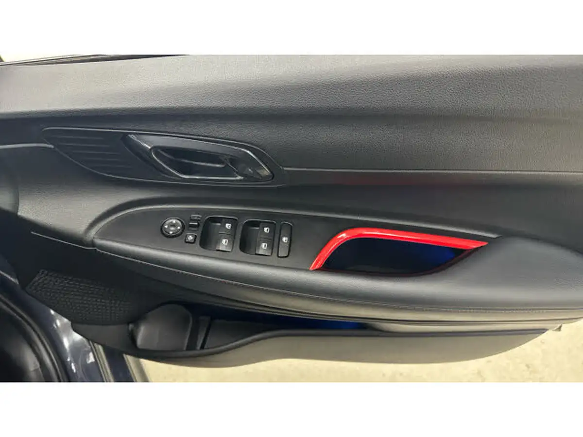 2023-hyundai-i20-10-t-gdi-n-line-eclutch-imt-big-23