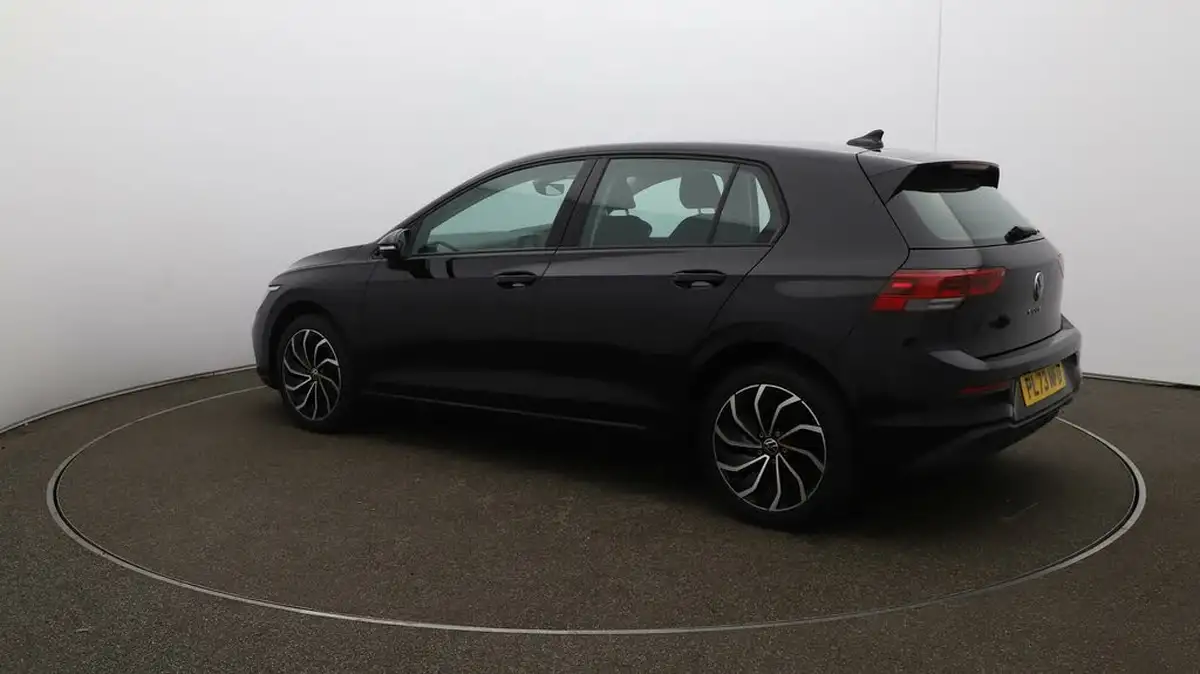 2024-volkswagen-golf-10-tsi-life-hatchback-big-26