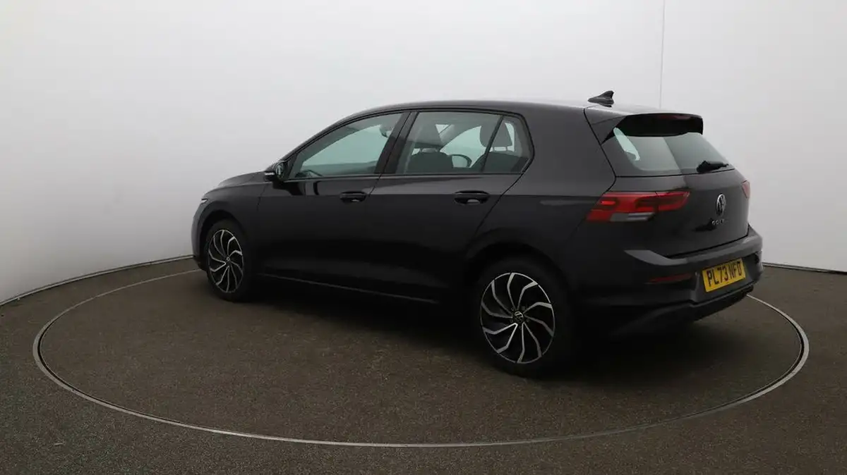 2024-volkswagen-golf-10-tsi-life-hatchback-big-54