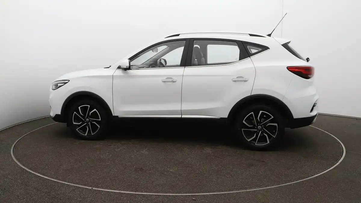2021-mg-zs-suv-10t-gdi-exclusive-big-50
