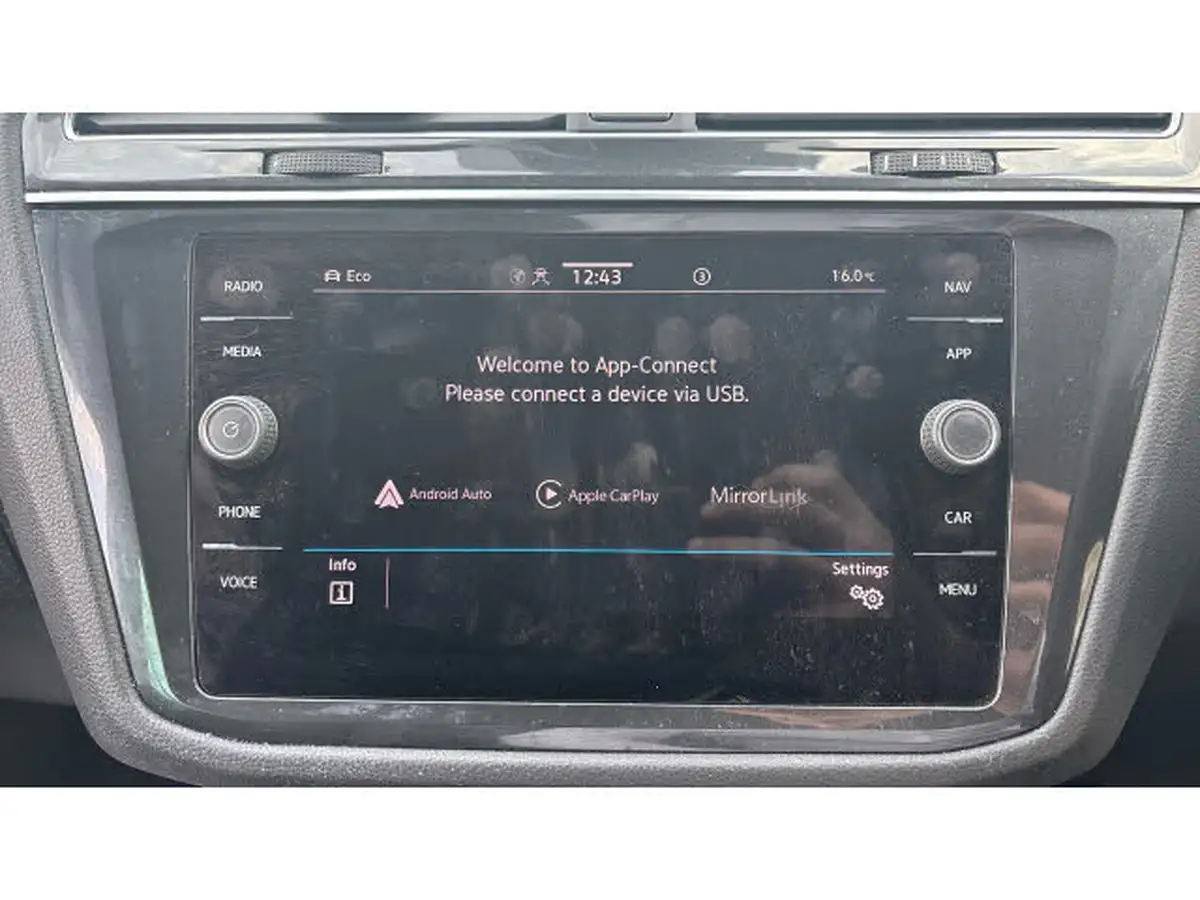 2023-volkswagen-tiguan-15-tsi-r-line-edition-big-39