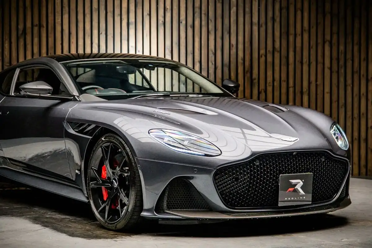 2019-aston-martin-dbs-52-v12-superleggera-big-11