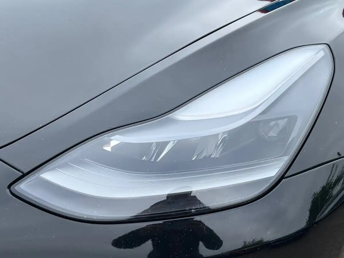 2020-tesla-model-3-e-long-range-big-16
