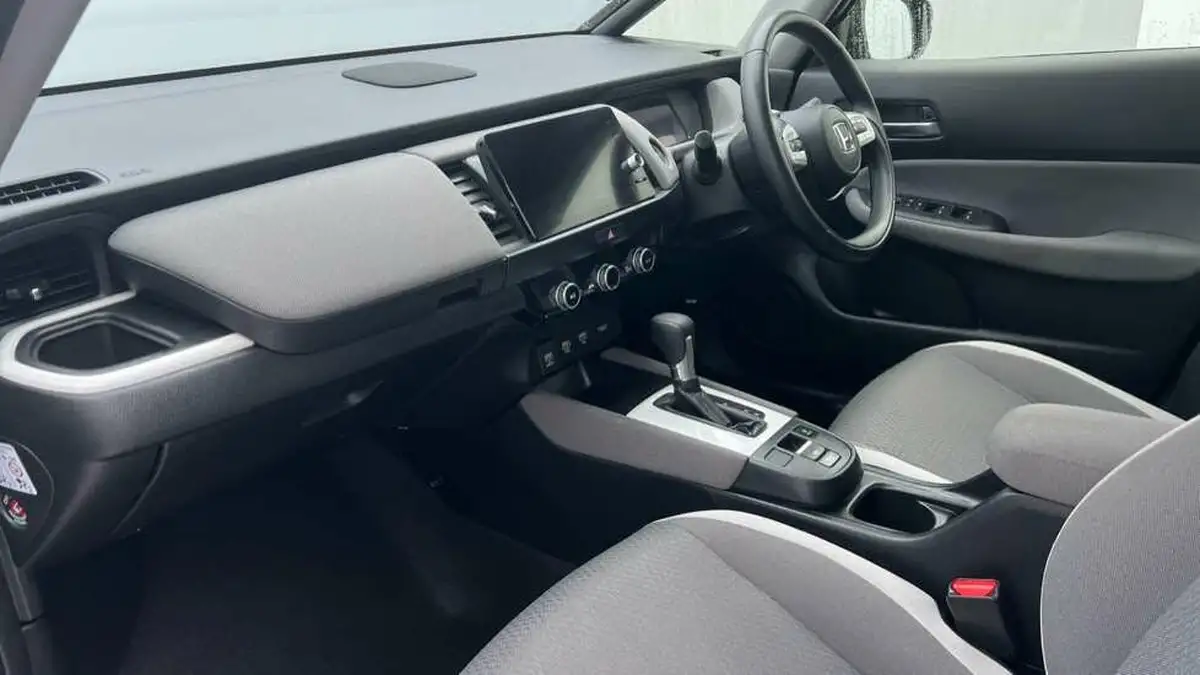2023-honda-jazz-15-i-mmd-crosstar-ex-big-1