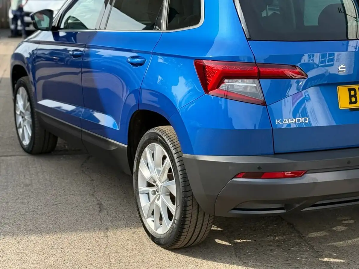 2021-skoda-karoq-15-tsi-se-l-big-25