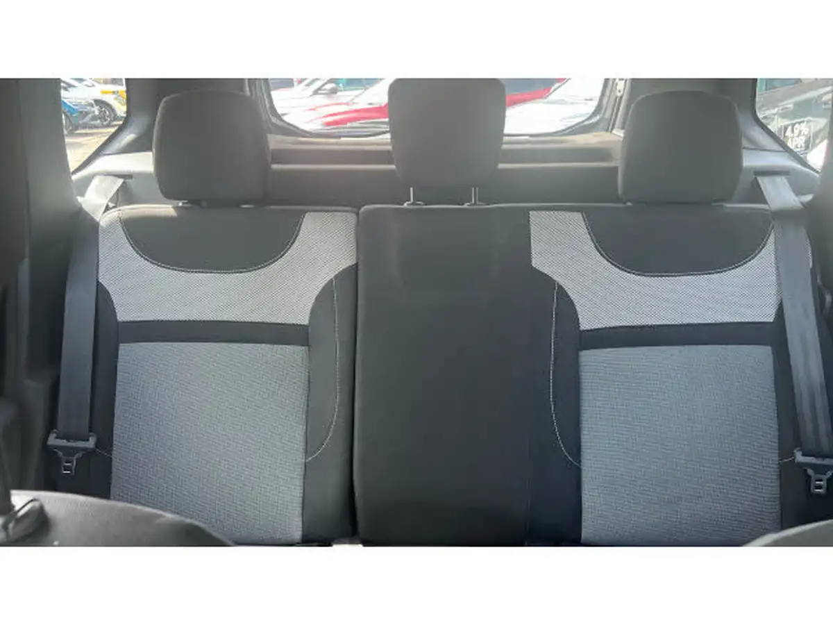 2018-dacia-duster-12-tce-laureate-big-14