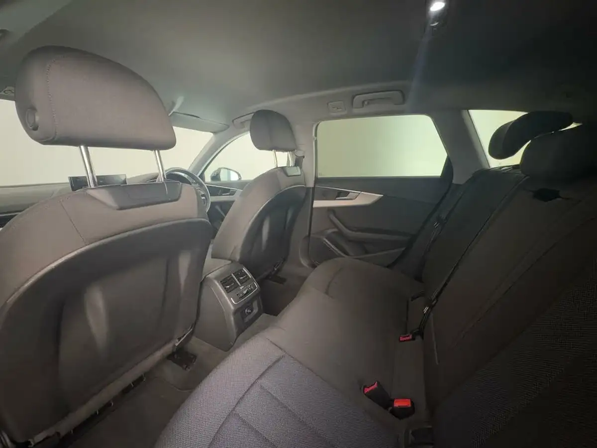 2022-audi-a4-avant-20-35-tdi-technik-big-14