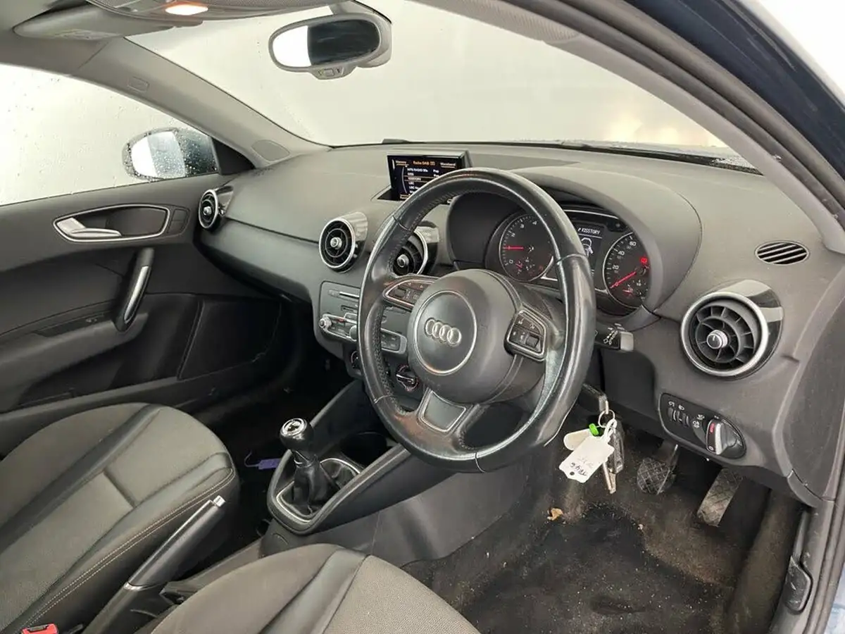 2016-audi-a1-10-tfsi-sportback-5d-big-10