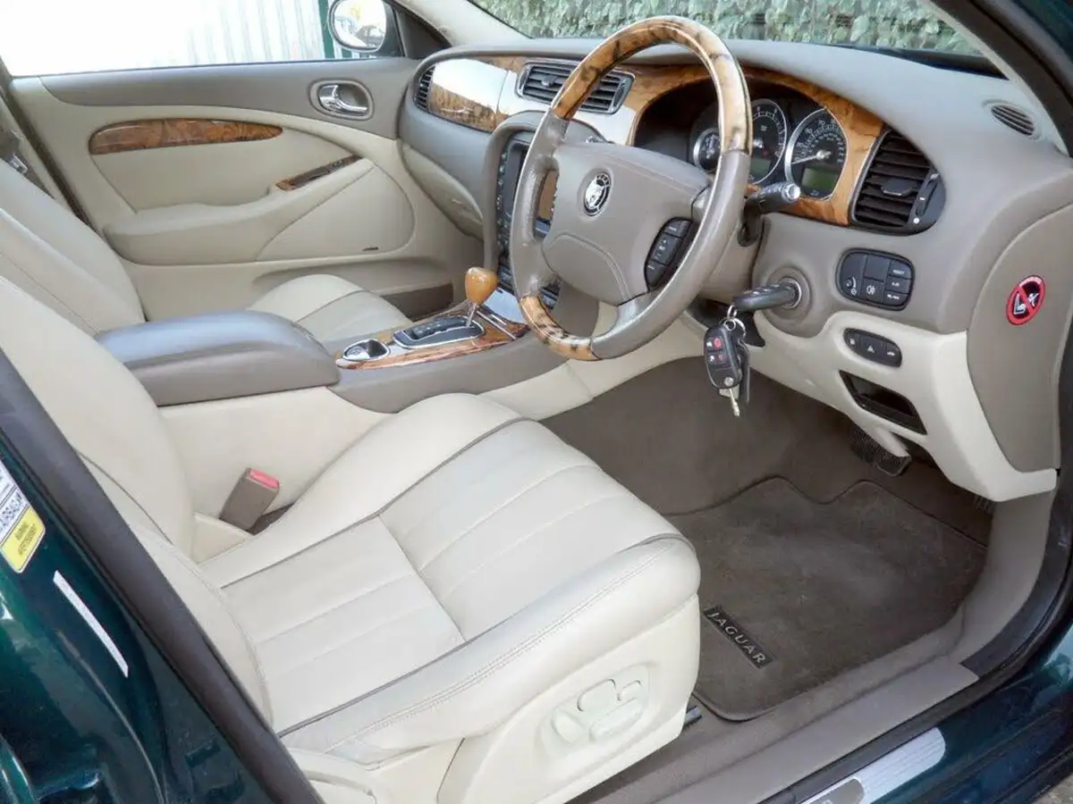 2007-jaguar-s-type-27td-se-big-4