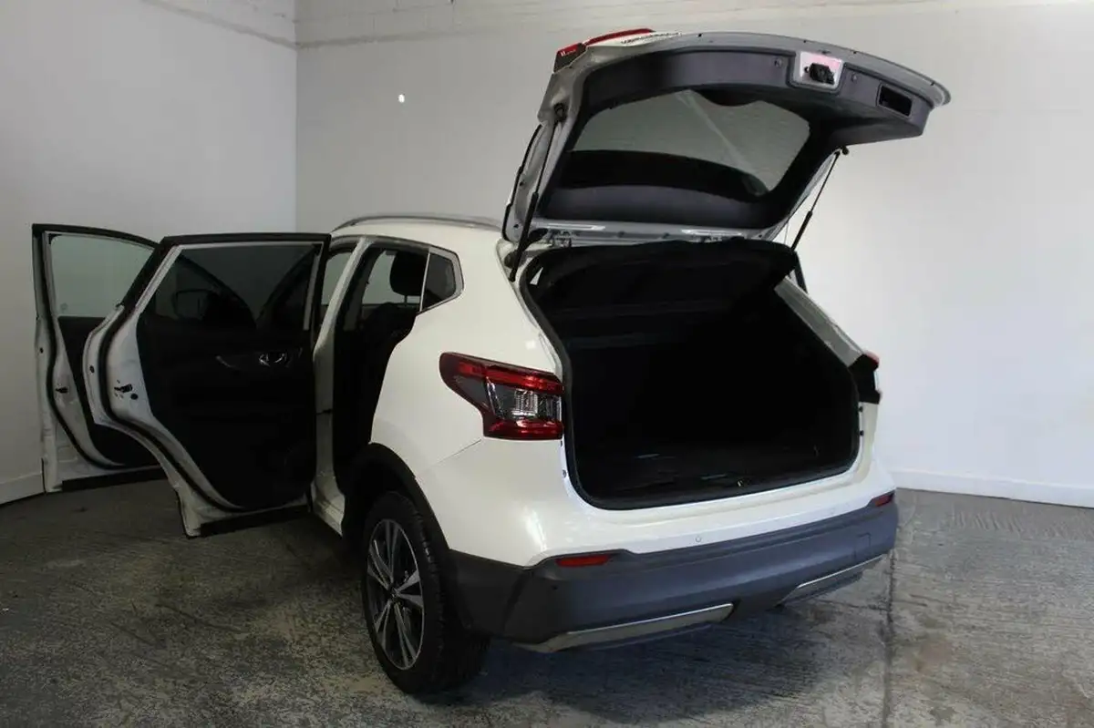 2017-nissan-qashqai-15dci-n-connecta-big-20