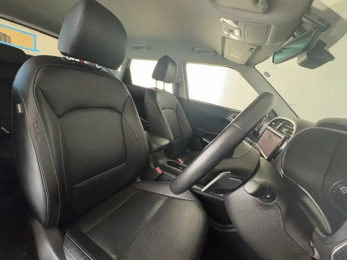 2022-kia-soul-ev-maxx-big-20