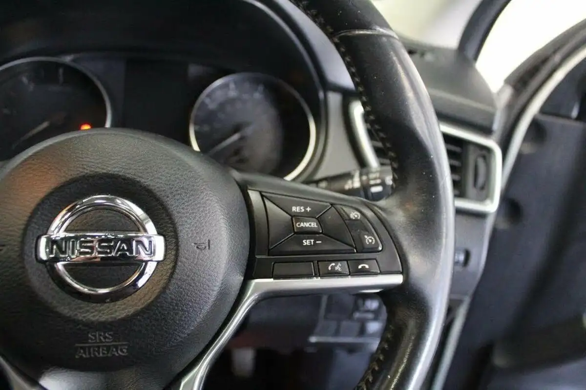 2017-nissan-qashqai-15dci-n-connecta-big-44