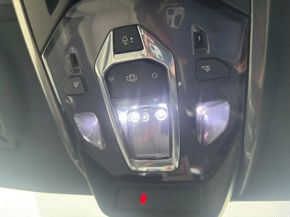 2015-ds-ds-5-20hdi-prestige-big-78
