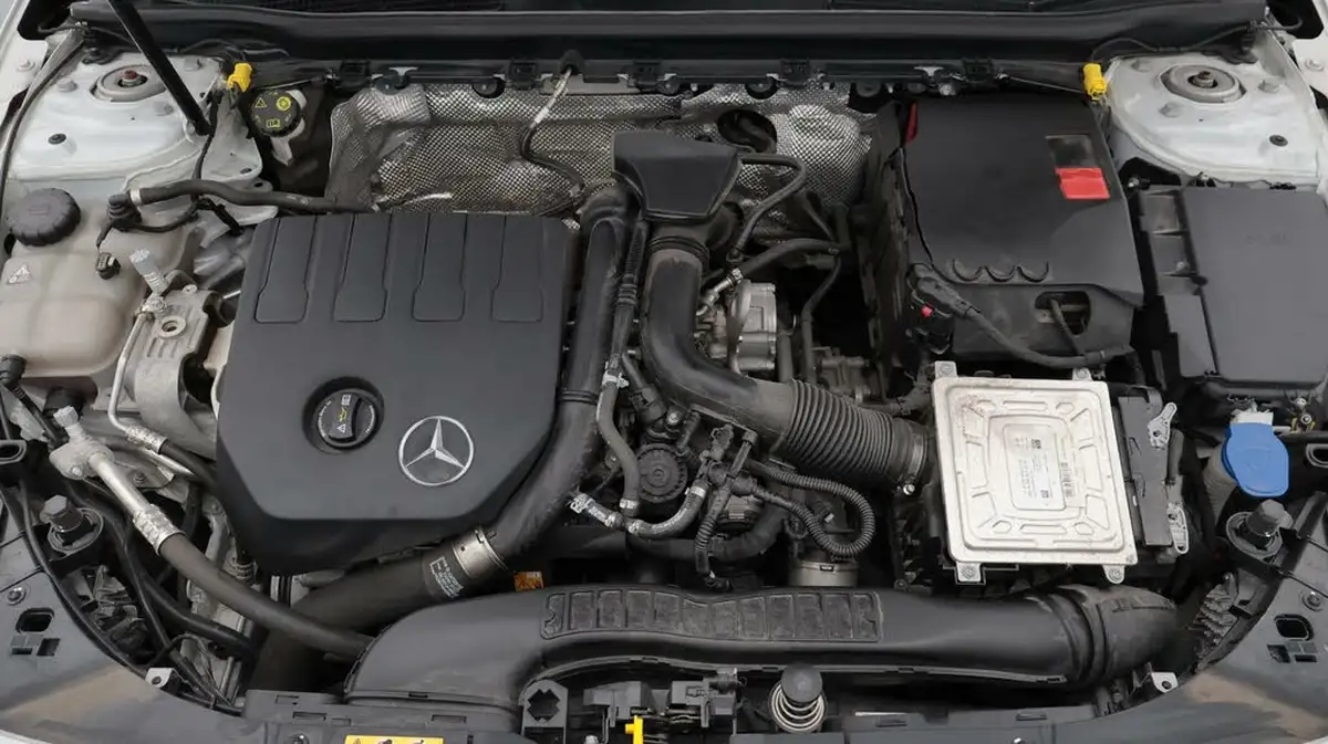 2021-mercedes-benz-cla-13-cla-180-amg-line-premium-shooting-brake-5d-big-19