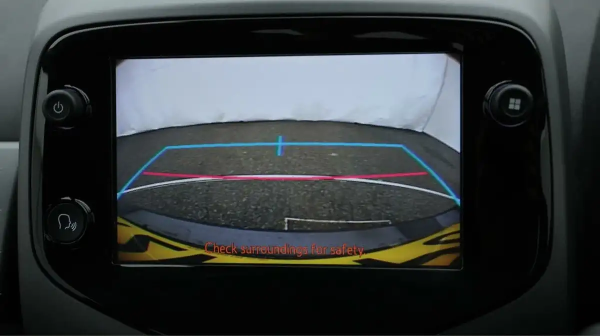 2021-toyota-aygo-10-vvt-i-x-play-tss-x-shift-big-25