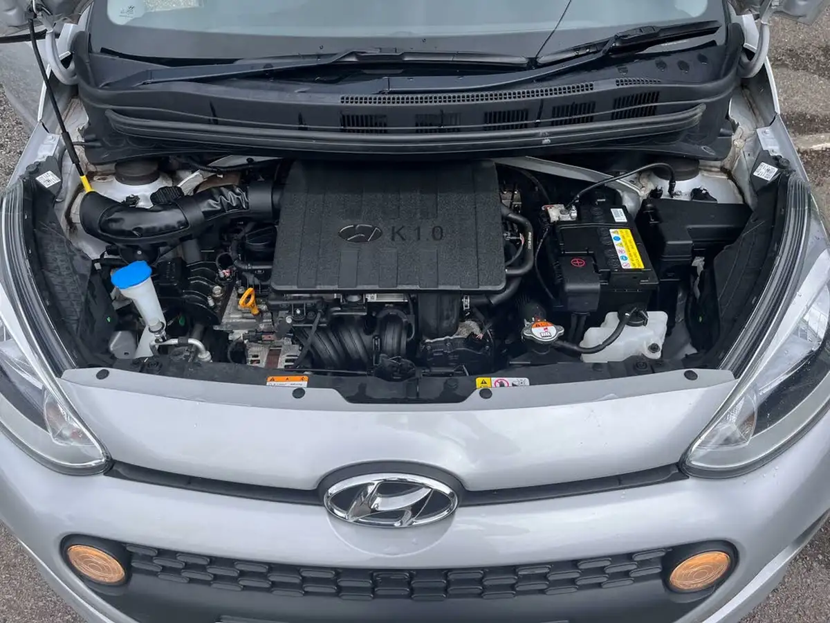 2019-hyundai-i10-10-se-67ps-big-10