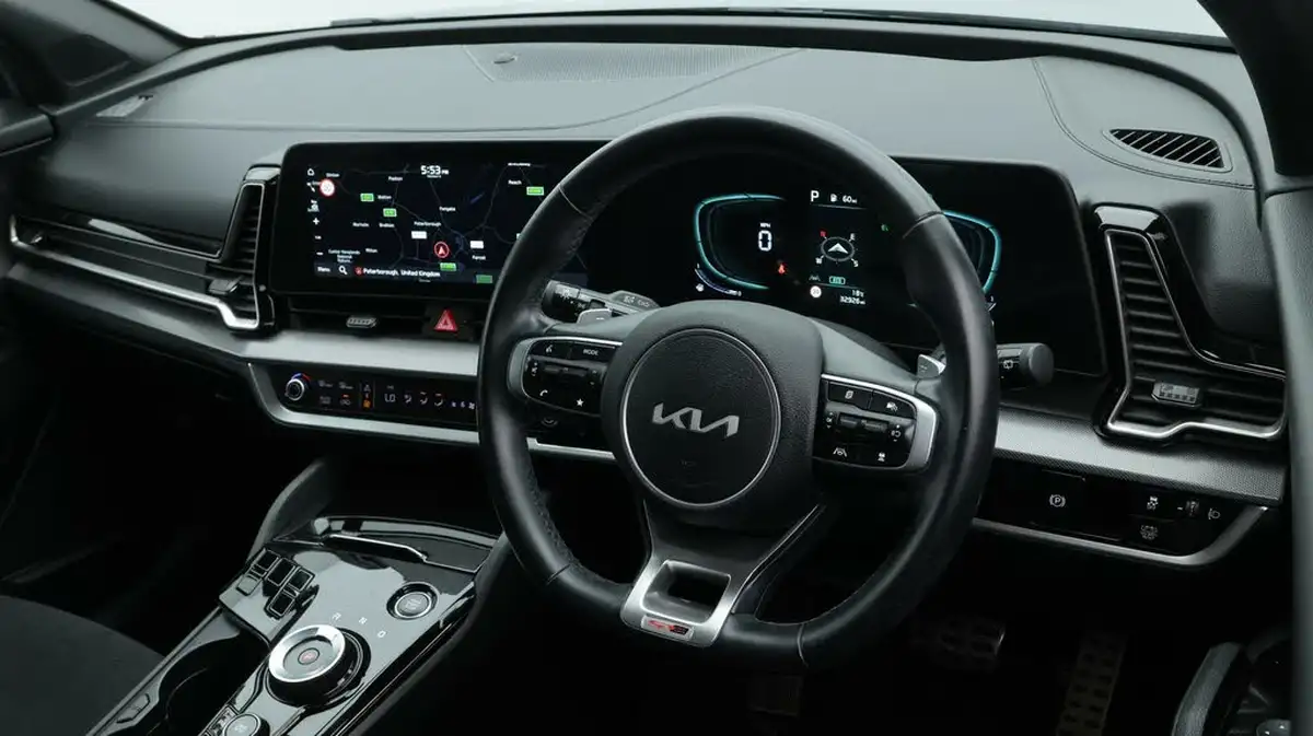 2022-kia-sportage-16-t-gdi-gt-line-226bhp-hev-1598cc-auto-big-9
