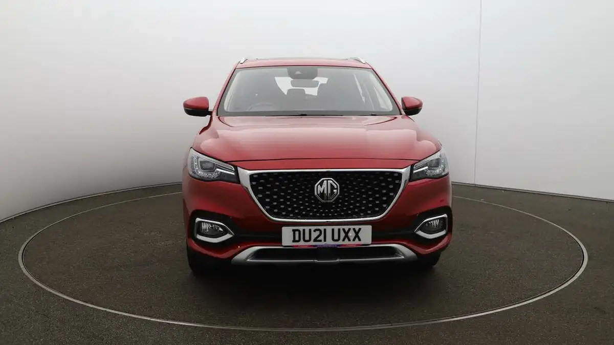 2021-mg-hs-15t-gdi-exclusive-162ps-big-2