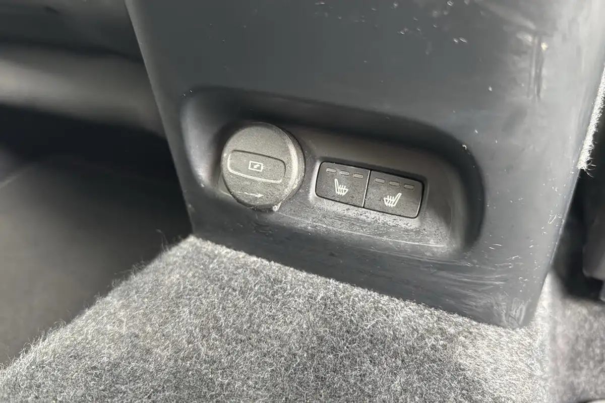 2022-volvo-c40-e-recharge-plus-228bhp-big-29