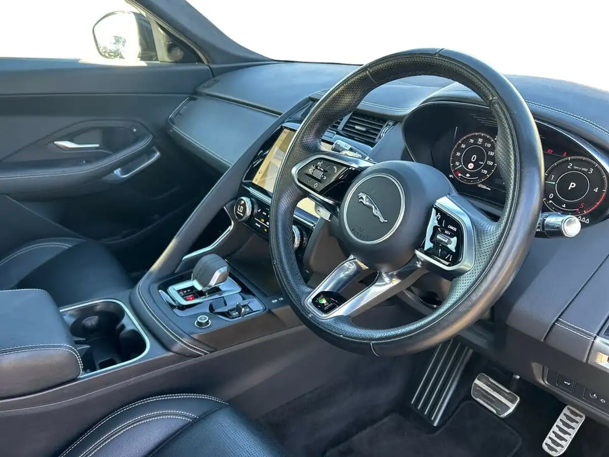2021-jaguar-e-pace-20-d200-r-dynamic-se-big-7