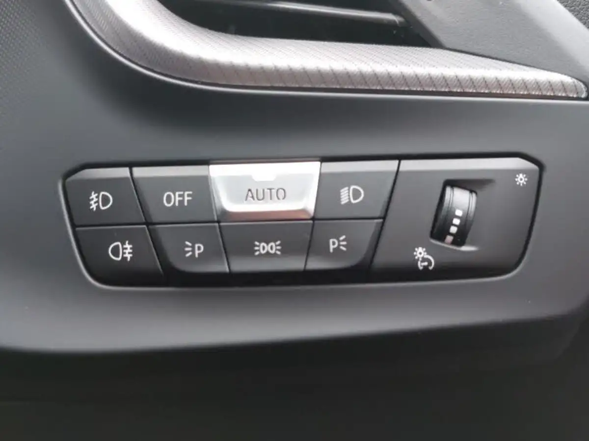 2024-bmw-1-series-15-118i-m-sport-lcp-dct-big-18