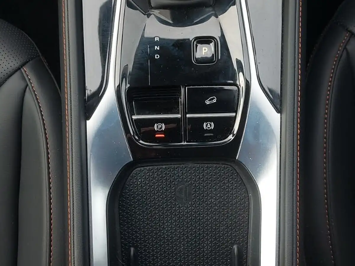 2024-mg-hs-15t-gdi-trophy-273ps-plug-in-hybrid-1496cc-auto-big-17