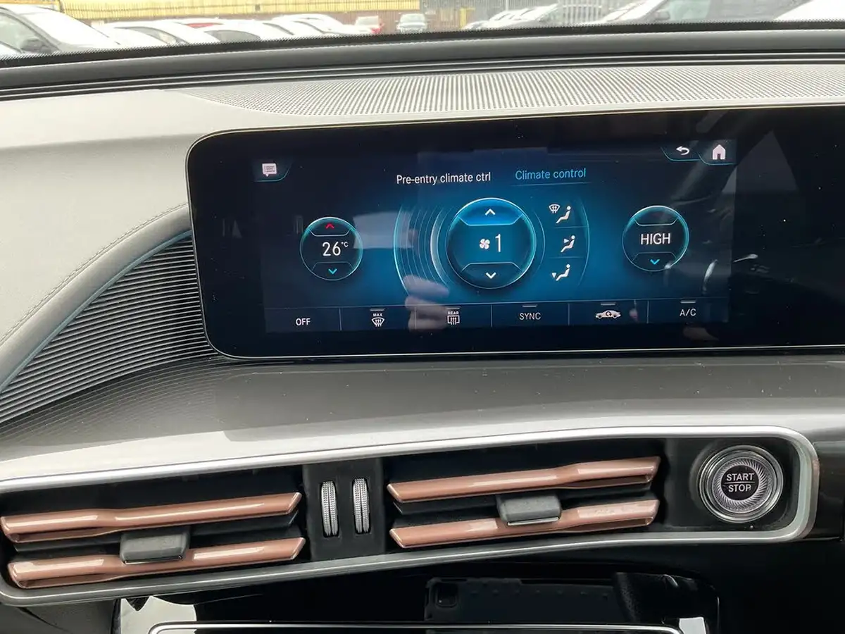 2020-mercedes-benz-eqc-e-eqc-400-amg-line-big-23