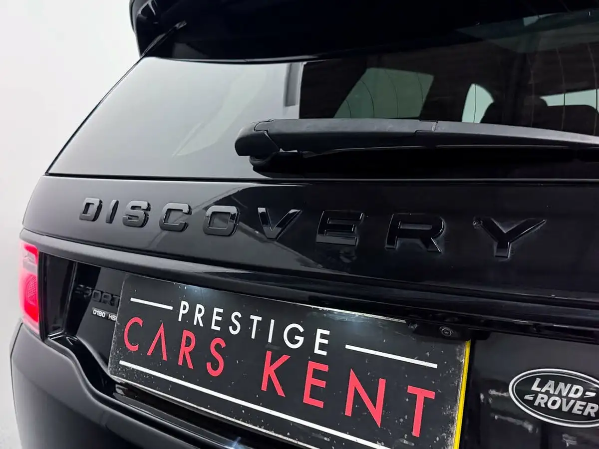 2021-land-rover-discovery-sport-20-d180-r-dynamic-hse-big-14