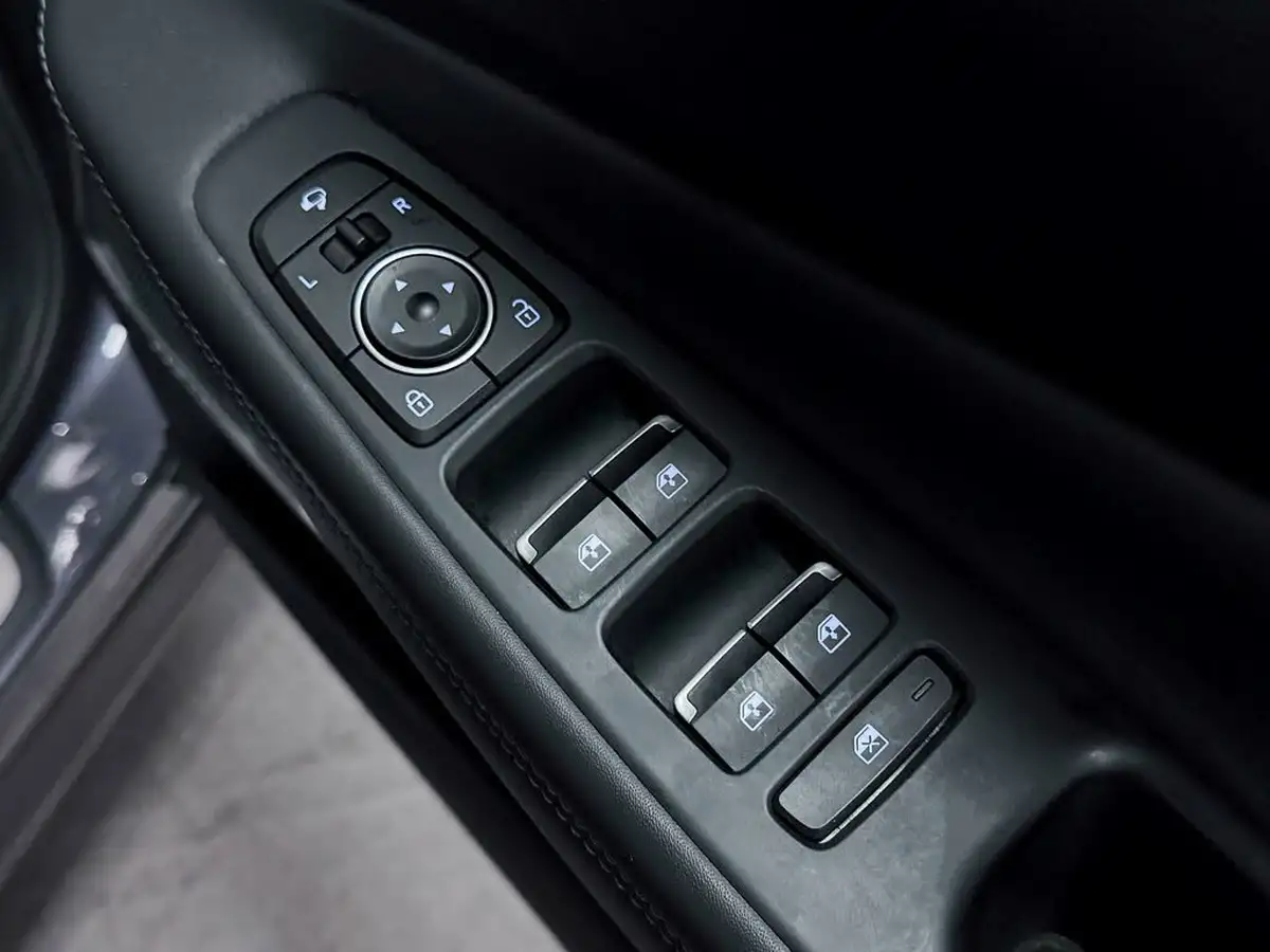 2023-hyundai-santa-fe-16-t-gdi-premium-265ps-4wd-phev-big-19