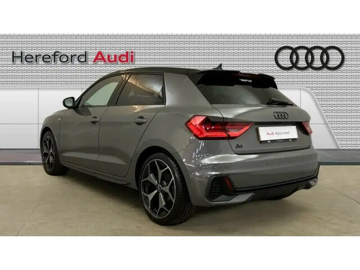2024-audi-a1-15-35-tfsi-black-edition-big-2