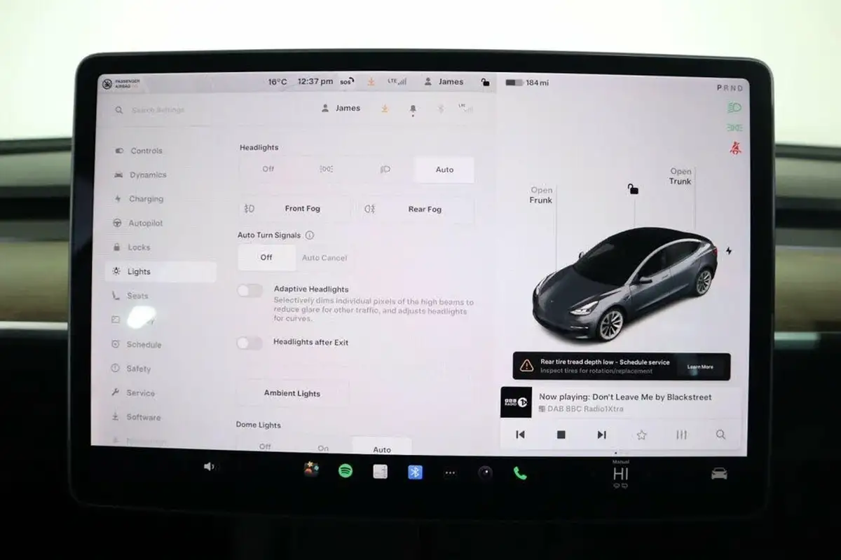 2021-tesla-model-3-e-long-range-awd-big-35