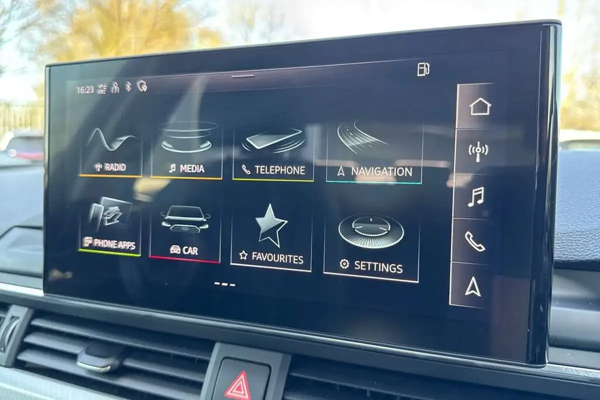 2021-audi-a4-20-30-tdi-technik-big-15