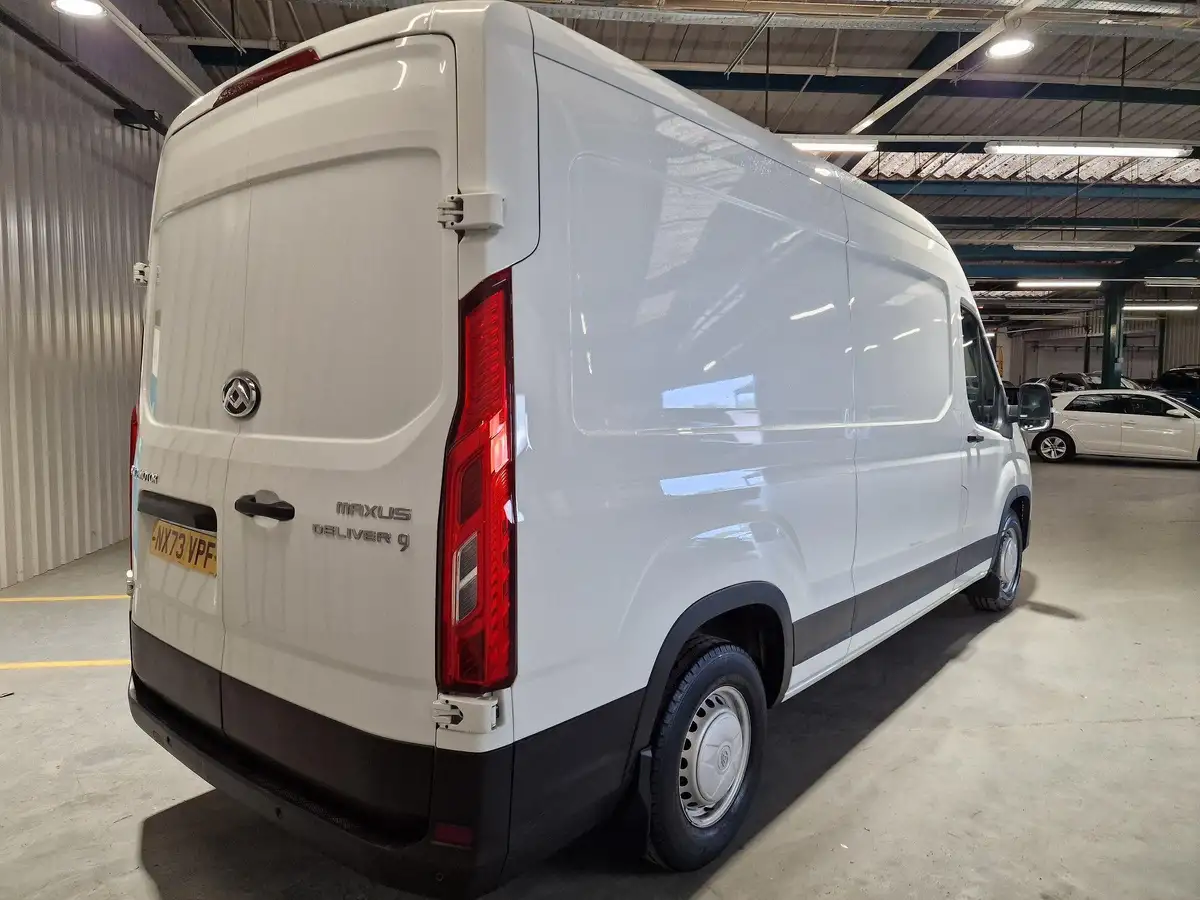 2023-maxus-deliver-9-big-2