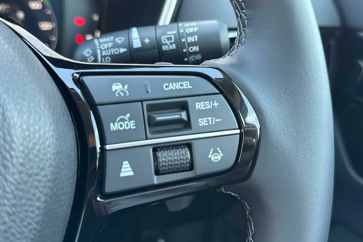 2024-honda-cr-v-20-i-mmd-elegance-big-15