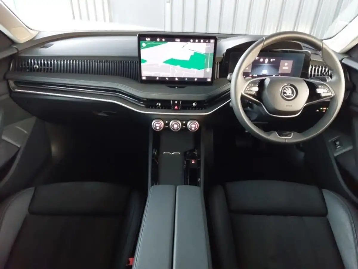 2024-skoda-superb-20tdi-se-l-150ps-scr-estate-dsg-big-2