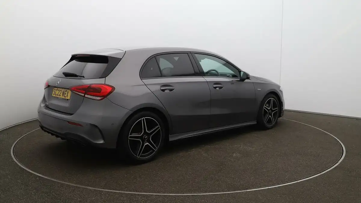 2022-mercedes-benz-a-class-13-a200-amg-line-executive-edition-hatchback-5d-7g-dct-big-45