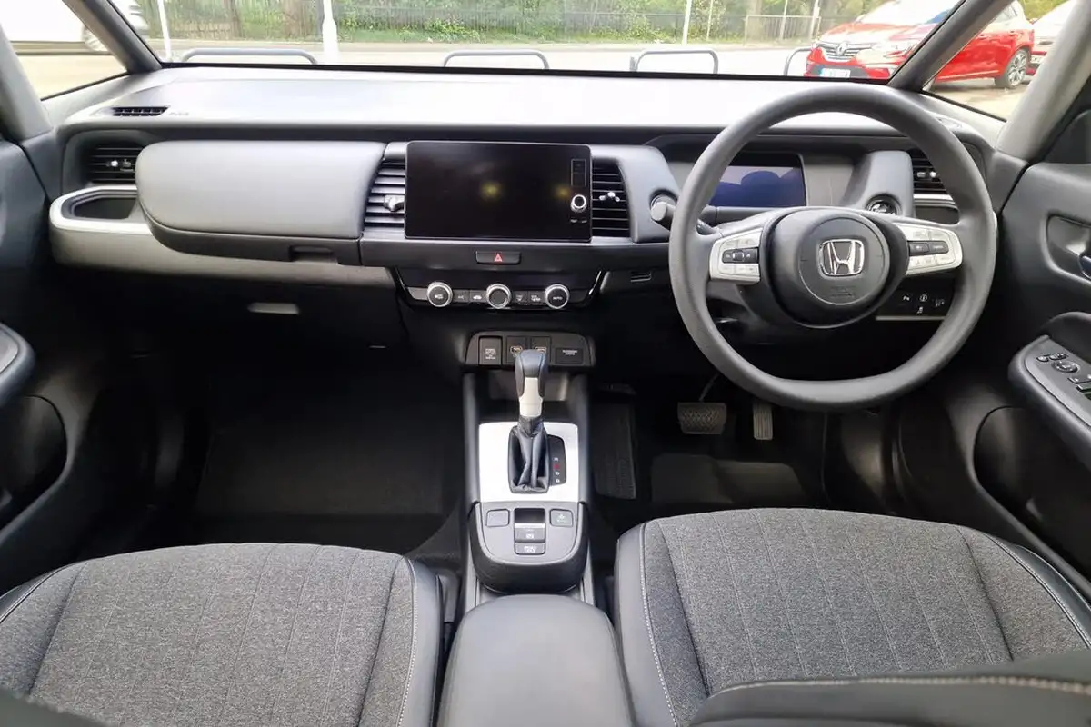 2022-honda-jazz-15-i-mmd-sr-109ps-big-3