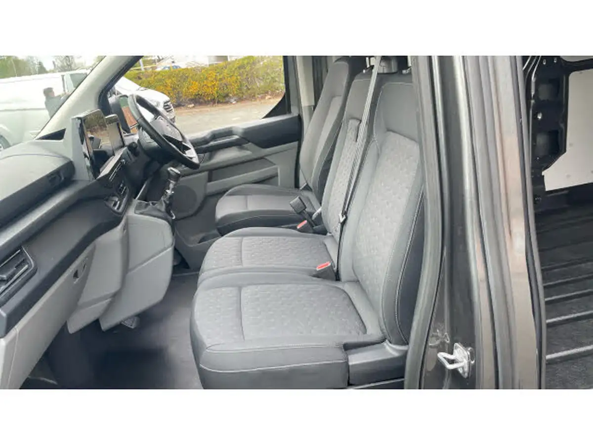 2024-ford-transit-custom-20tdci-300-l2h1-limited-150pseu6e-panel-van-1996cc-big-13