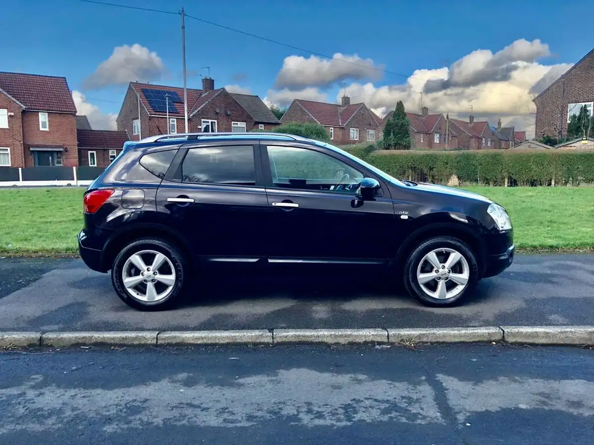 2009-nissan-qashqai-20-n-tec-2wd-big-6
