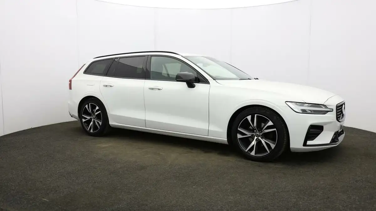 2022-volvo-v60-20-b3-r-design-161bhp-big-43