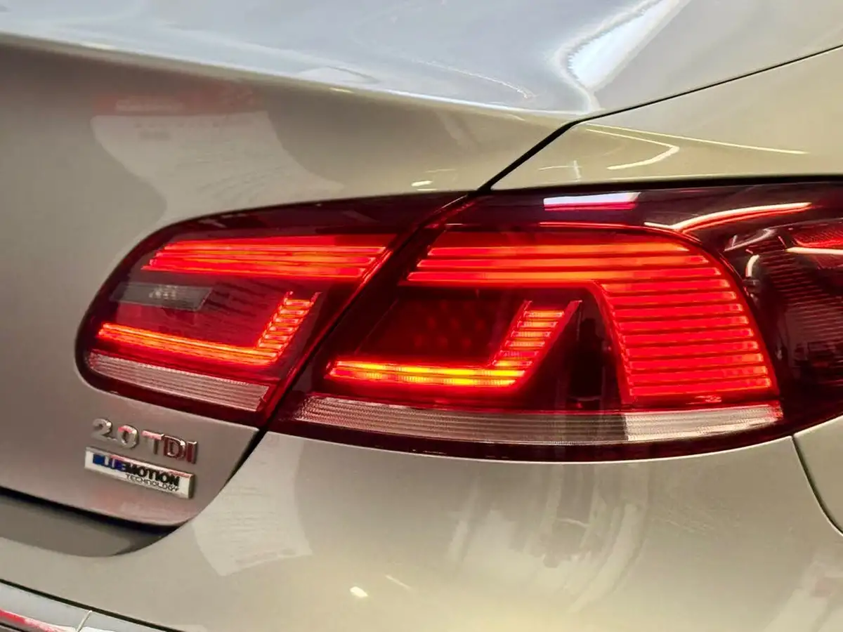 2015-volkswagen-cc-20tdi-r-line-184ps-bmtss-big-29