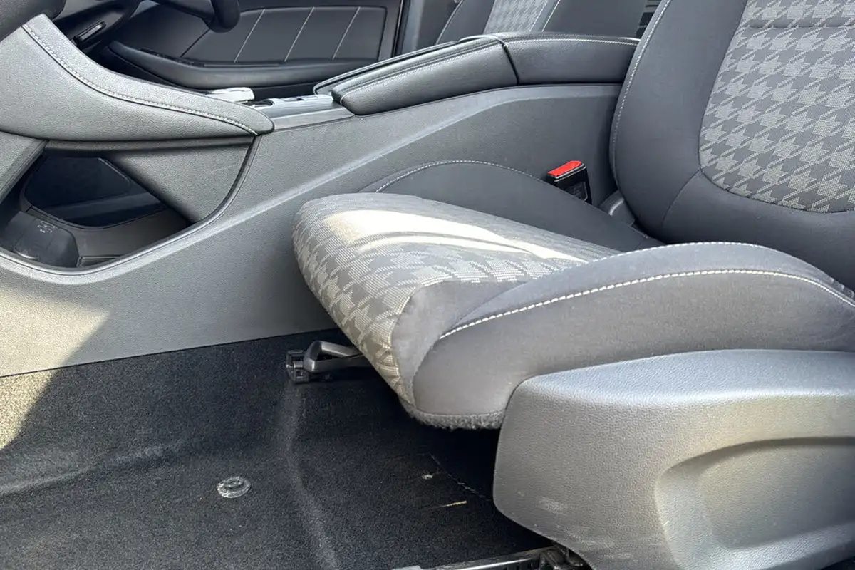 2019-mg-zs-suv-e-excite-ev-big-38